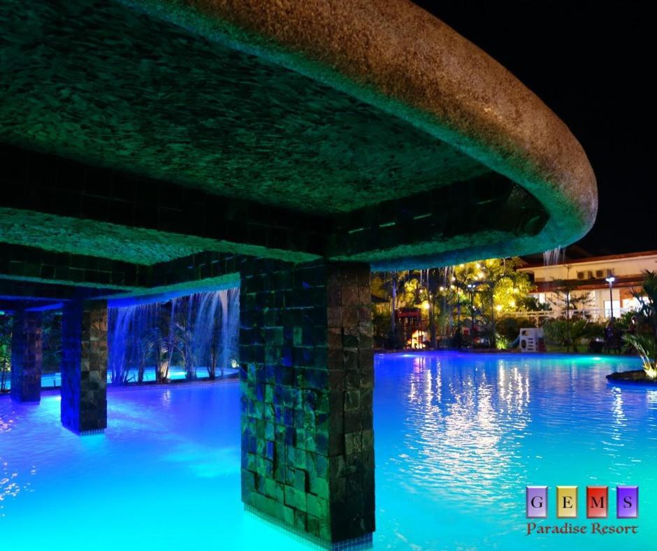 Gem's Paradise Resort Cebu Stadt Exterior foto