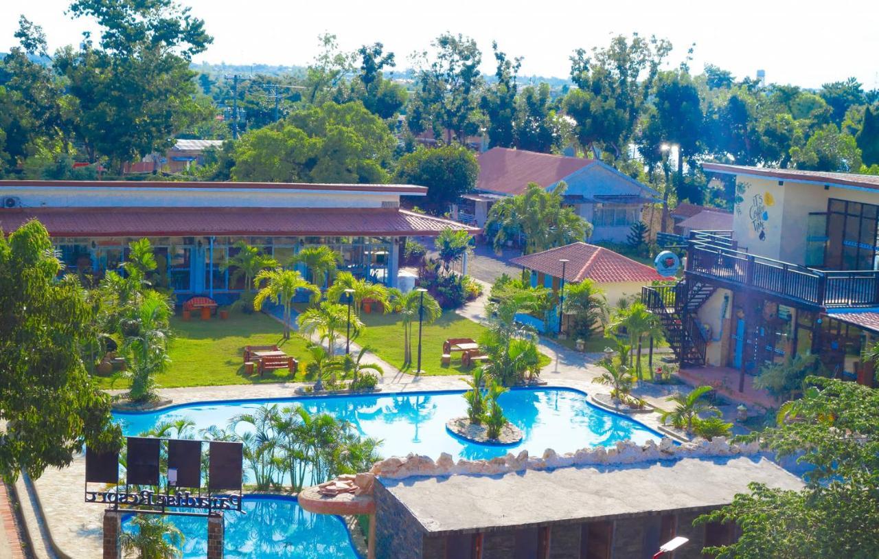 Gem's Paradise Resort Cebu Stadt Exterior foto